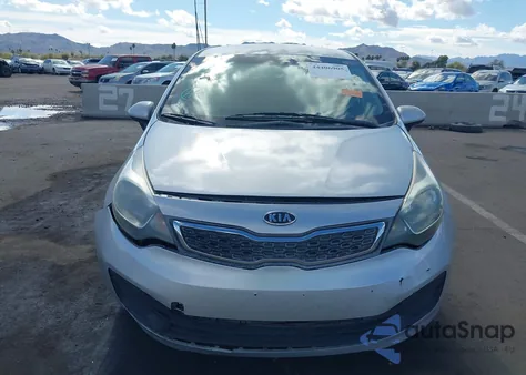 2012 Kia Rio Lx z USA, uszkodzony, nr VIN KNADM4A37C6095077